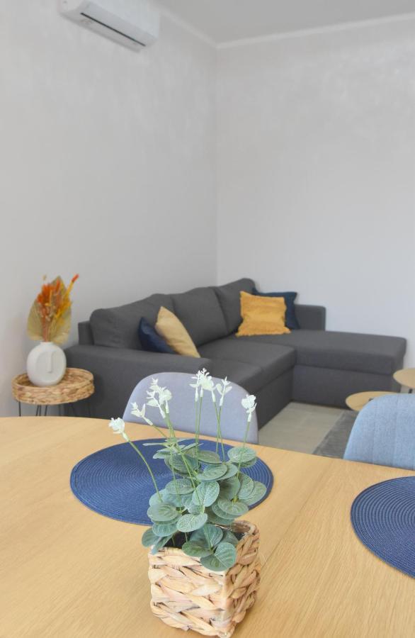 Voeroesko Apartmanhaz Balatonalmadi Exterior photo